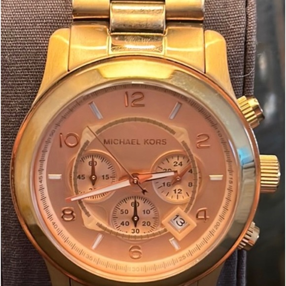 Michael Kors Mens Watch - Picture 2 of 4